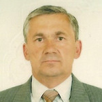 Petro, 73 (1 , 0 )
