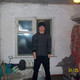 Юра, 33