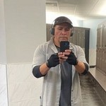 Leo, 40