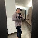 Leo, 40