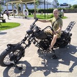 Роман, 37