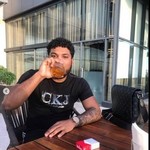 Luis, 30