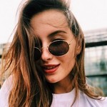 Леля, 27